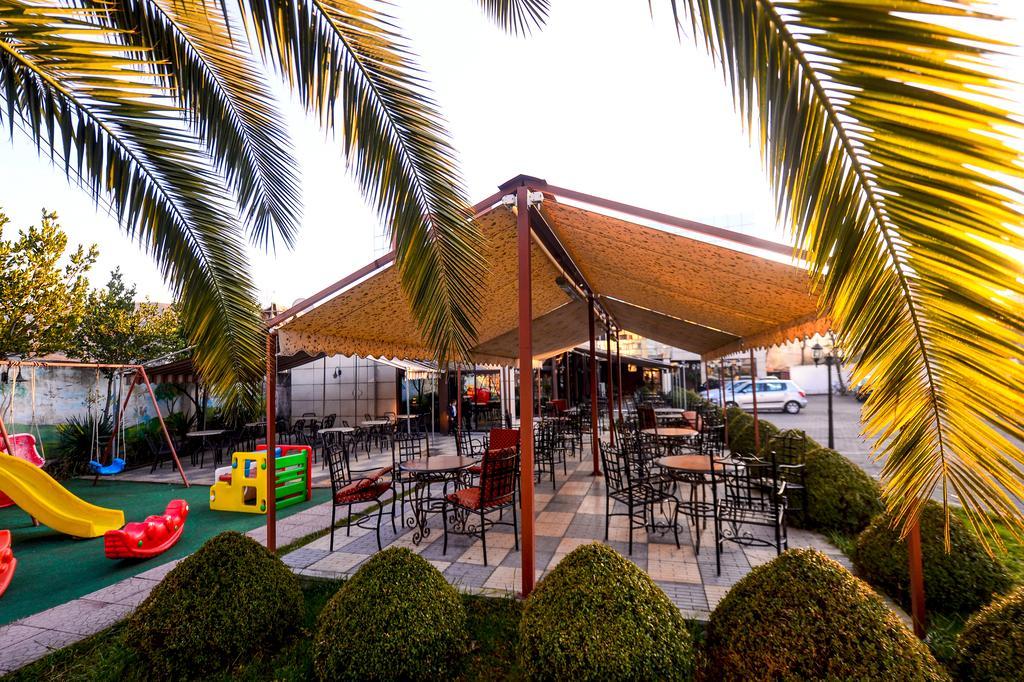Hotel Argenti Shkoder Luaran gambar