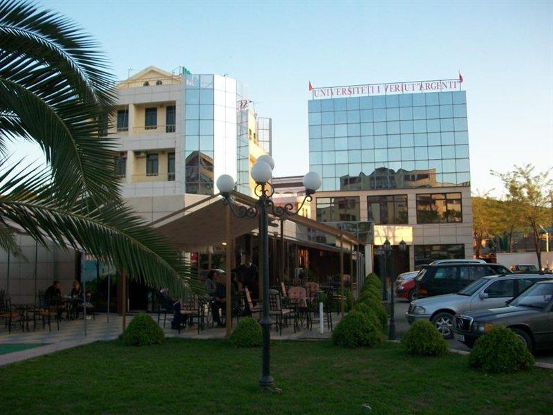 Hotel Argenti Shkoder Luaran gambar