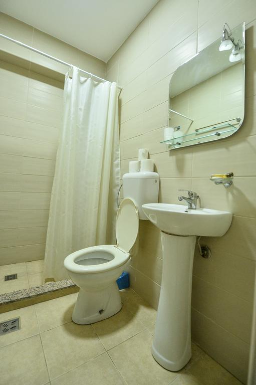 Hotel Argenti Shkoder Luaran gambar